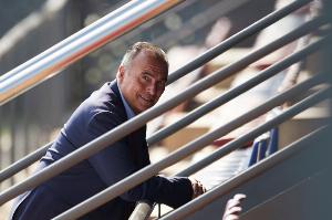 姆巴佩蹬踏仅被停赛1场？巴萨副主席：这个处罚简直太荒谬了