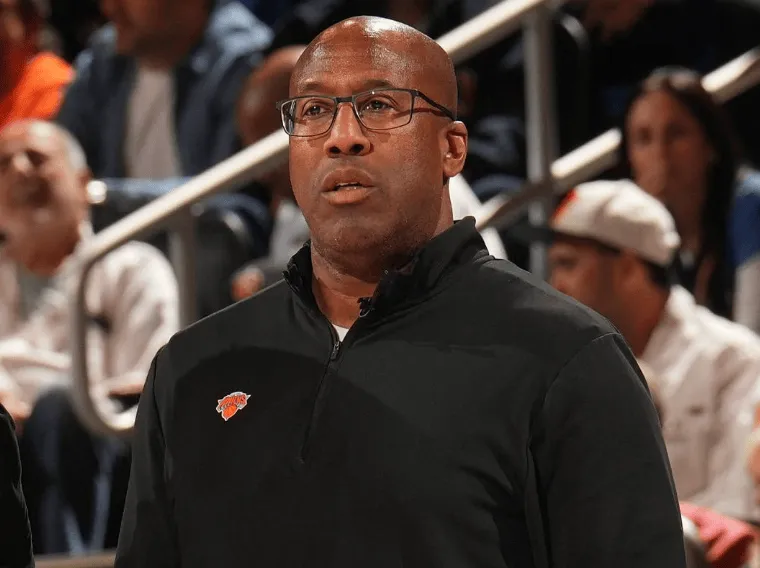 kaiyun-G4会调整首发吗？迈克-布朗：到了这个时候，一切都有可能